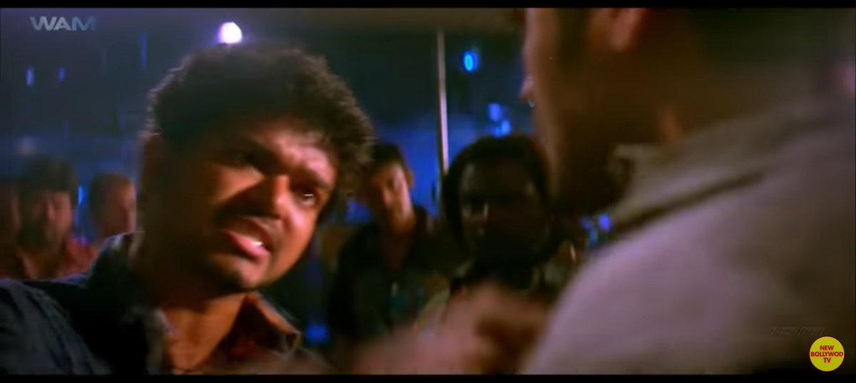 VijayismX's tweet photo. Un ponnu vanthu enna artham paa nu keta bathil soluviya da @Udhaystalin ? https://t.co/5YZy3kKa7p