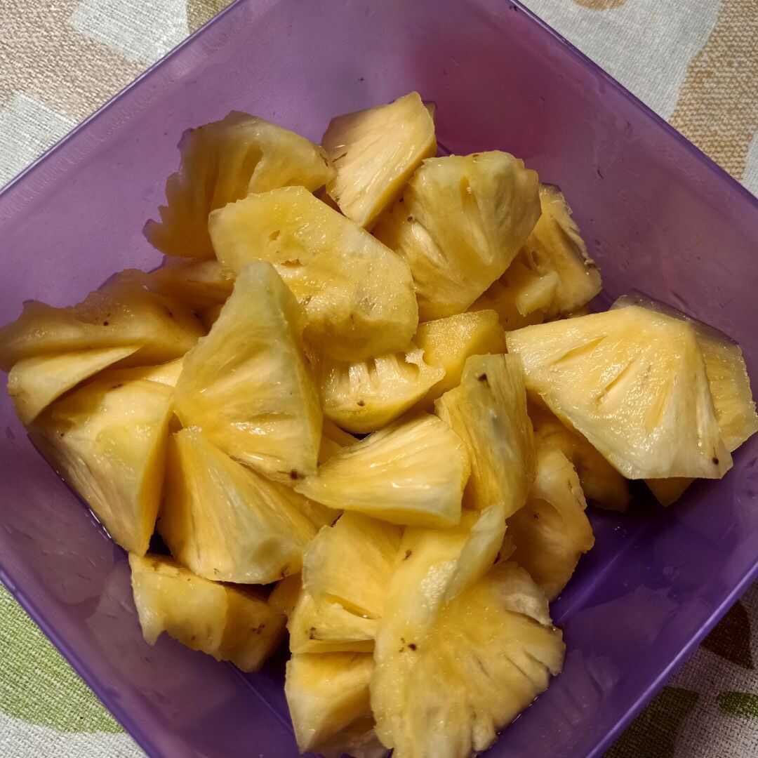 biruismine_'s tweet photo. kalian suka nanas ga? https://t.co/YRgXWK3TzJ