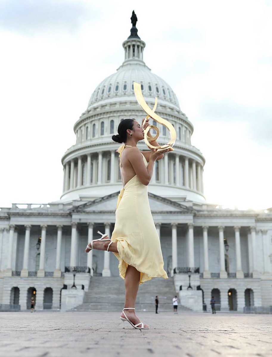 mvn_dn's tweet photo. The Alex Eala official Champion’s photoshoot at the Capitol is INSANE 🔥😭 https://t.co/iSlXsJfYKI