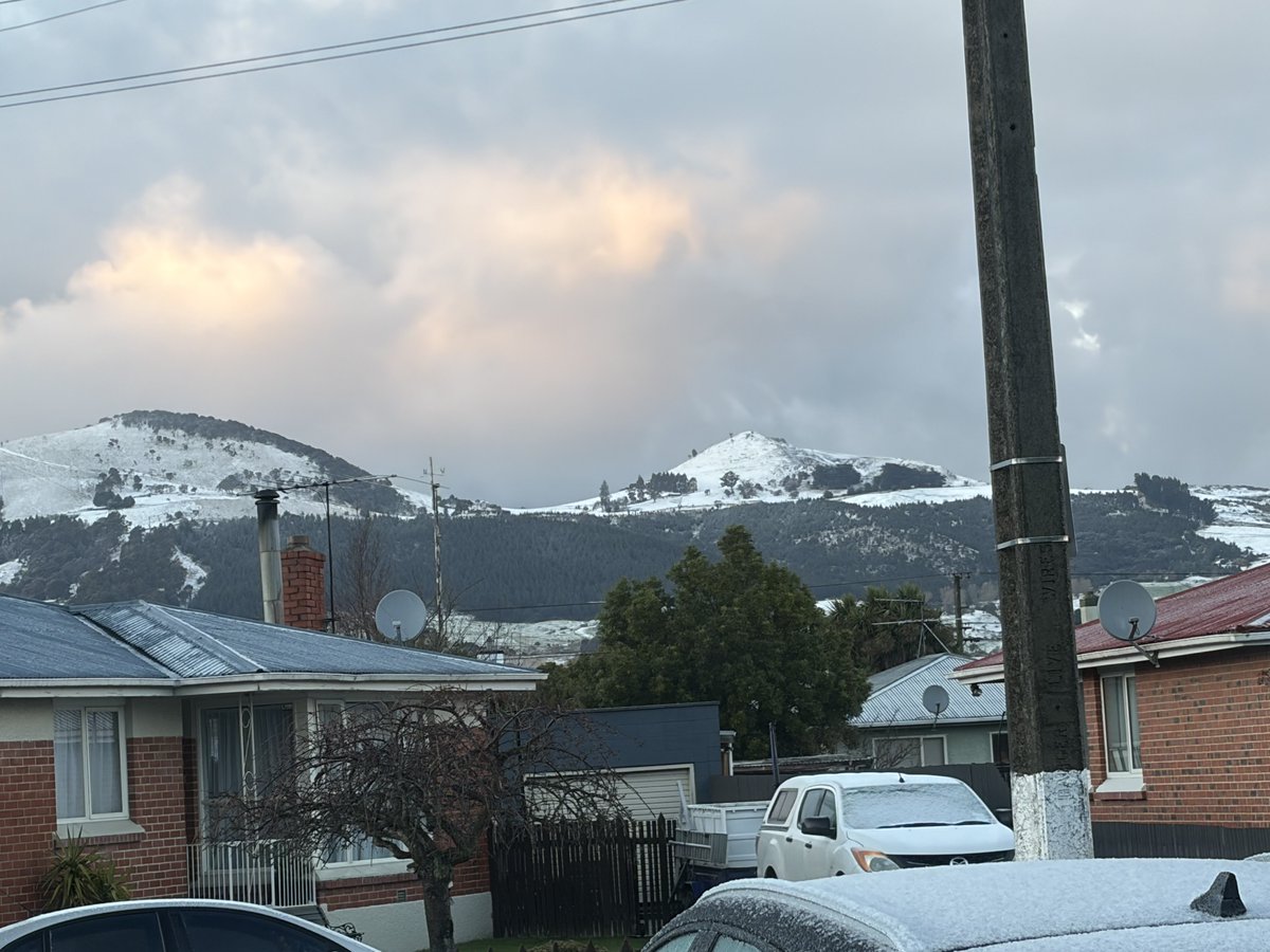 generickiwi's tweet photo. @WeatherWatchNZ Look, I’ll share with you… https://t.co/NRPYSaX9xZ