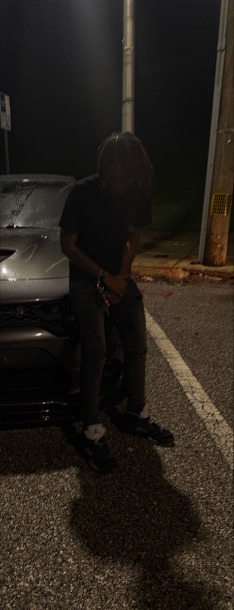 freethaill's tweet photo. idk how to show my face in pics https://t.co/VWAMRaStDF