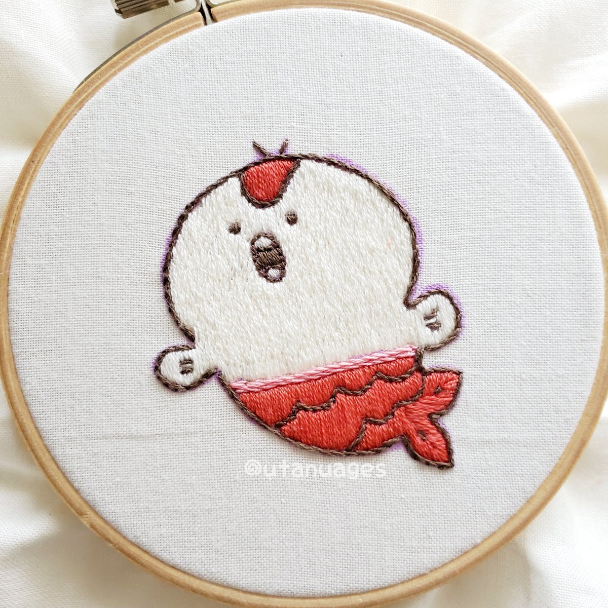 utanuages's tweet photo. ｯｲｪｰ! ｯｲｪｰ!

 #ちいかわお針子部
 #うたこ刺繍 
 #ちいかわ人魚の島のひみつ https://t.co/ROsSvtWy2i