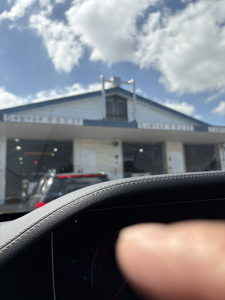 HaradaWinmans's tweet photo. お手伝いで品川陸自。暑いけどまだマシな日で良かったw

#車検
#名義変更
#悩み相談受付 https://t.co/0Equd3mt5p