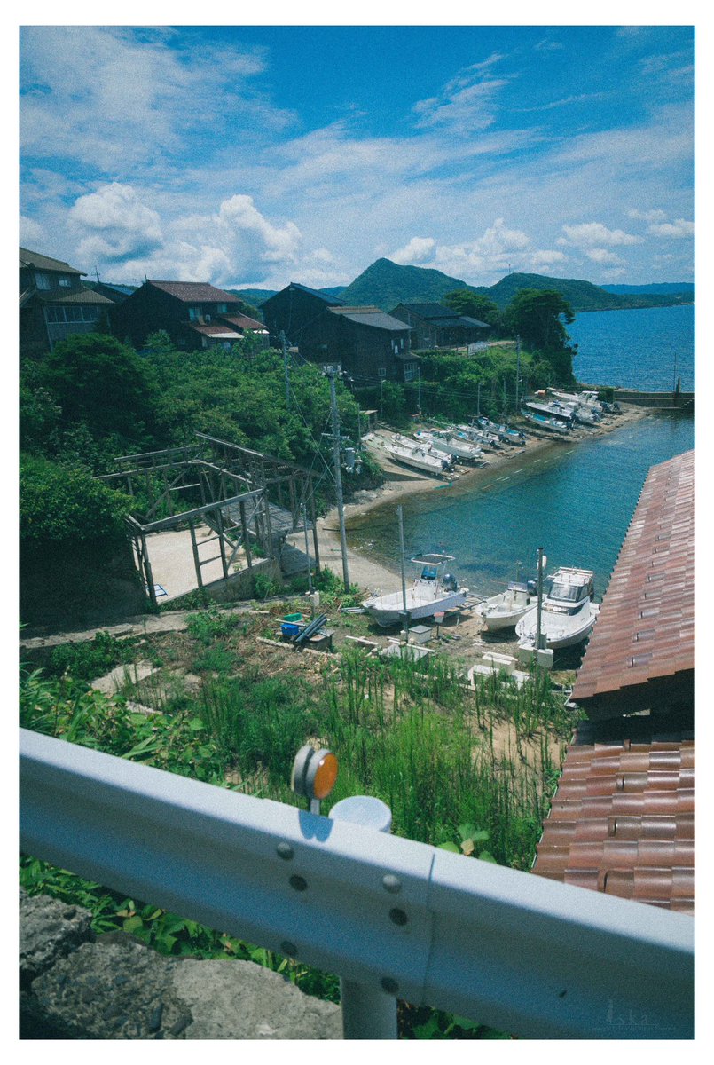 Iska_TOSHIKAZU's tweet photo. 海沿いの町 https://t.co/Errsb95rTS