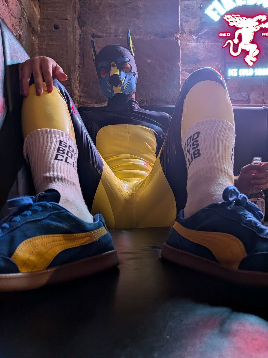 pupperlukas's tweet photo. 🤭I’m having a lot of fun in this latex… you should come join me 😜 

Suit : @latexkinkfox 
📸: @Pup_Fluke &amp; Patsy https://t.co/KrfFGpN0pW