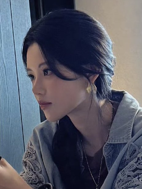 iwhitiz's tweet photo. 얼굴 ㅈㅉ 좋다... https://t.co/xZMjfhOtYq