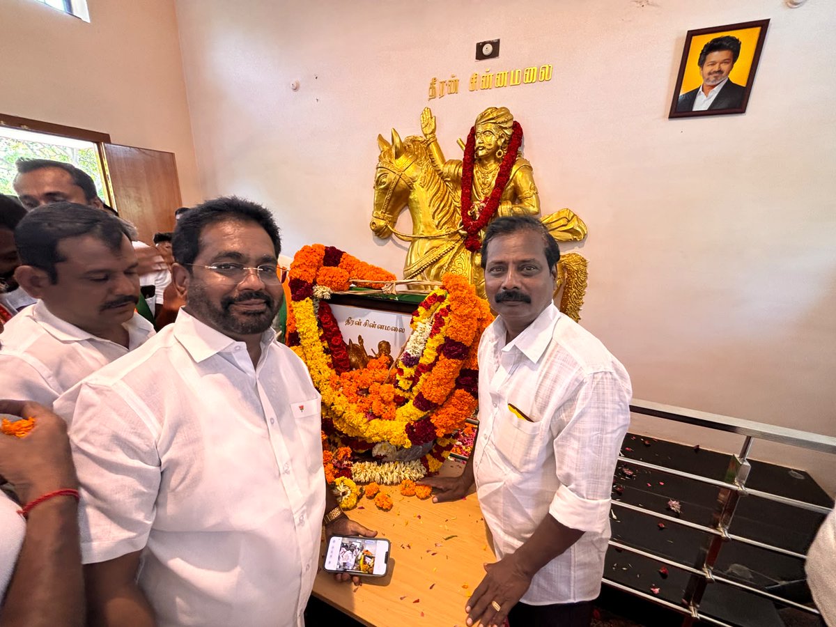 SakthiA_Pandian's tweet photo. மேலும் 5 ஆண்டுகளுக்குத் தொடரும்!

பிரதமரின் விவசாயிகள் கௌரவ நிதித் திட்டம். https://t.co/gtZo54WQaM