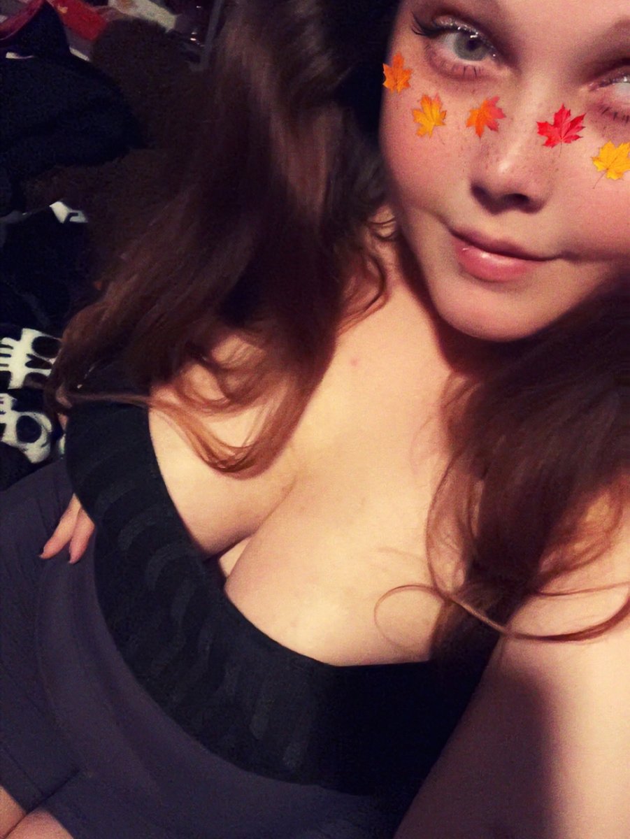 ghostyboo82's tweet photo. 🍒 https://t.co/4V0sAXCuhm
