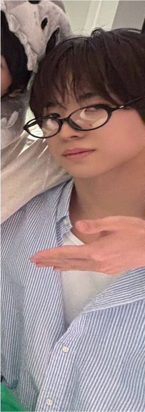 tokunowife0445's tweet photo. 얼굴도 얼굴인데 어깨가요. https://t.co/l3eVmtJEc9