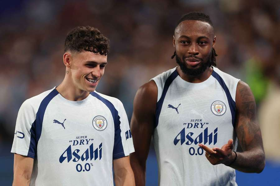RokaniMediaFB's tweet photo. 🗣️Antoine Semenyo on Enzo Maresca: "From day one he's got his ideas to us. I reported a little later than some and had individual meetings with him on how he wants to set up, how he wants to play, his wide men, just overall as a team. It's been good so far.  “His ideas are great - quite similar to Pep [Guardiola]. If you watched the [Inter] game, you would’ve seen a couple play out and it was good. I'm looking forward to it. When he got appointed, that was the first thing I thought about because when I've played Chelsea when he was there, his wide men were always high, wide, quite free. That was one thing that excited me most when he got appointed - it's exciting as a winger.  “I get to have one-vs-ones most of the game and I'm looking forward to it. Some games Pep wanted me wide, some he wanted me inside a little more. It was just depending on opposition. But Enzo is just: out wide, when you get the ball, create opportunities. It's music to my ears. It's exciting…