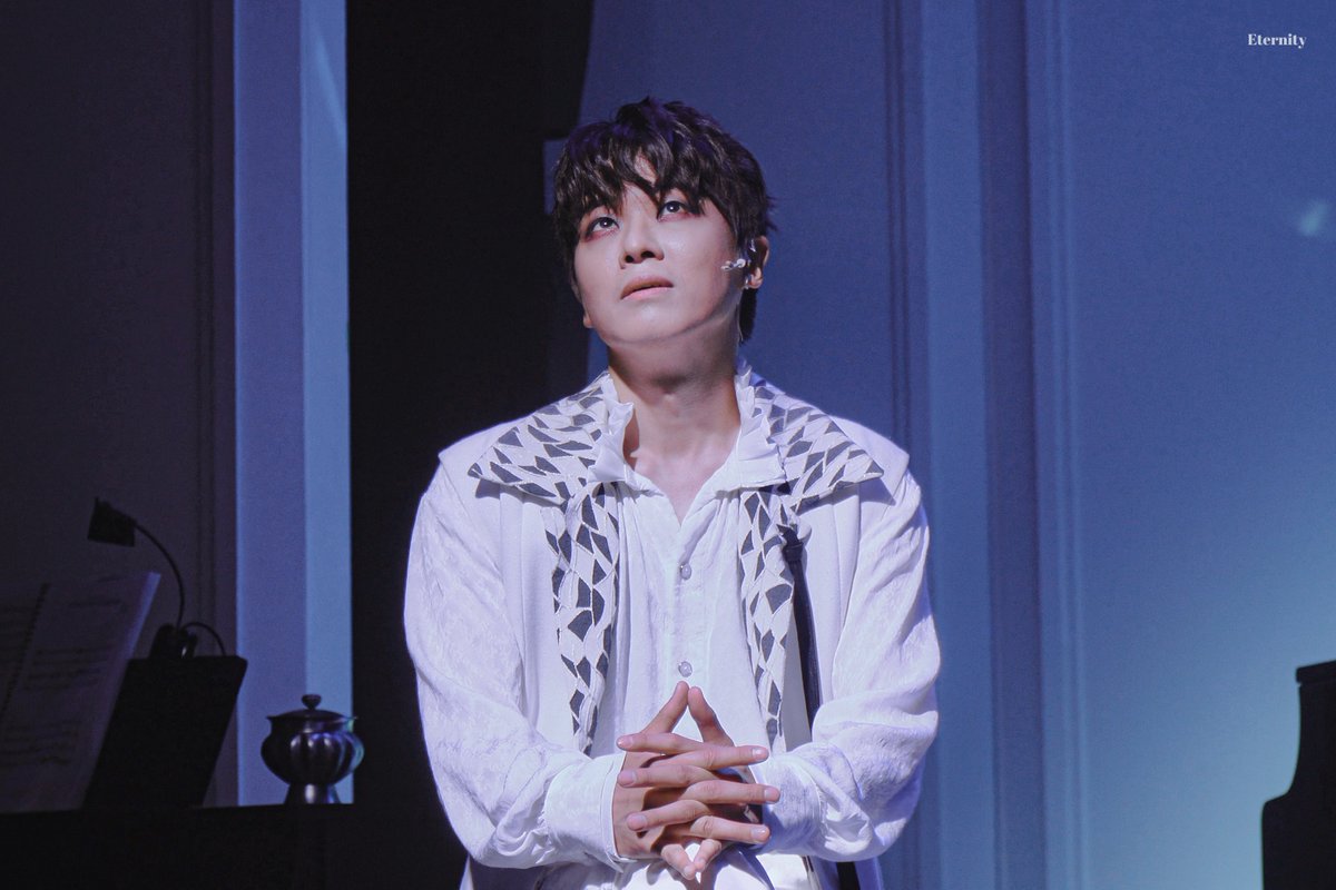 duddnjsmnt's tweet photo. 260731 스트라빈스키
스페셜 커튼콜 : 도돌이표

슘 役 | #박선영

또 다시 곡을 써 https://t.co/mzq5ANTYzf
