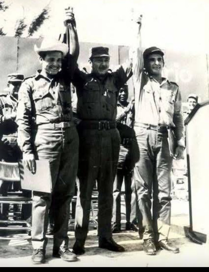 MisaelSNTC's tweet photo. Bajo la visión del General de Ejército Raúl Castro, nacía el Ejército Juvenil del Trabajo (EJT), fruto de la fusión de la Columna Juvenil del Centenario y las divisiones de infantería permanentes. 
#EnLaHabanaSeTeQuiere https://t.co/6DqoVi89UH
