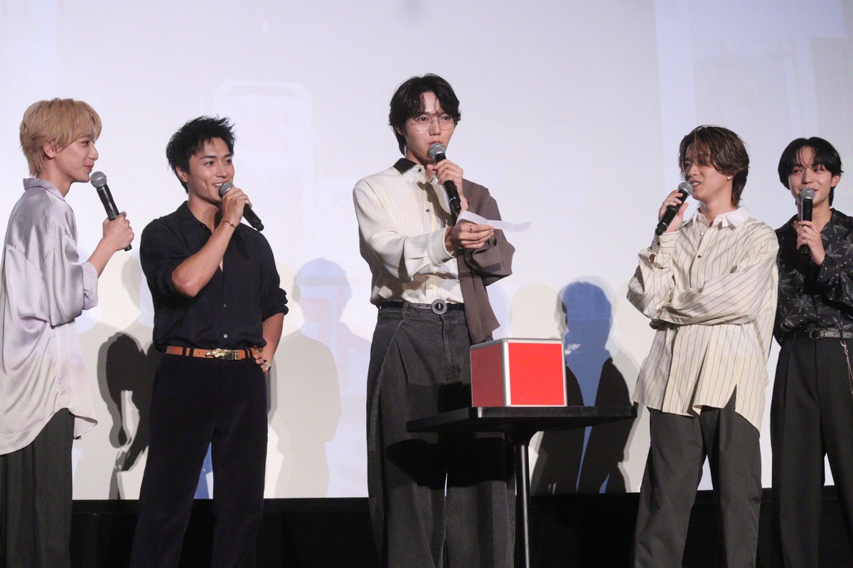 TVGweb's tweet photo. 映画「ウォーターガーディアンズ」
完成披露舞台挨拶が開催⛵️

BUDDiiS・森愁斗、IMP.・椿泰我らが
撮影を振り返り魅力アピール❗️
「みんなの肉体美をまじまじ見て」

胸キュンナンパセリフ対決、
連想ジェスチャーゲームにも挑戦🐬

✍️🏻REPORT現在作成中です

#ウォーターガーディアンズ https://t.co/aRvlv7m5v6