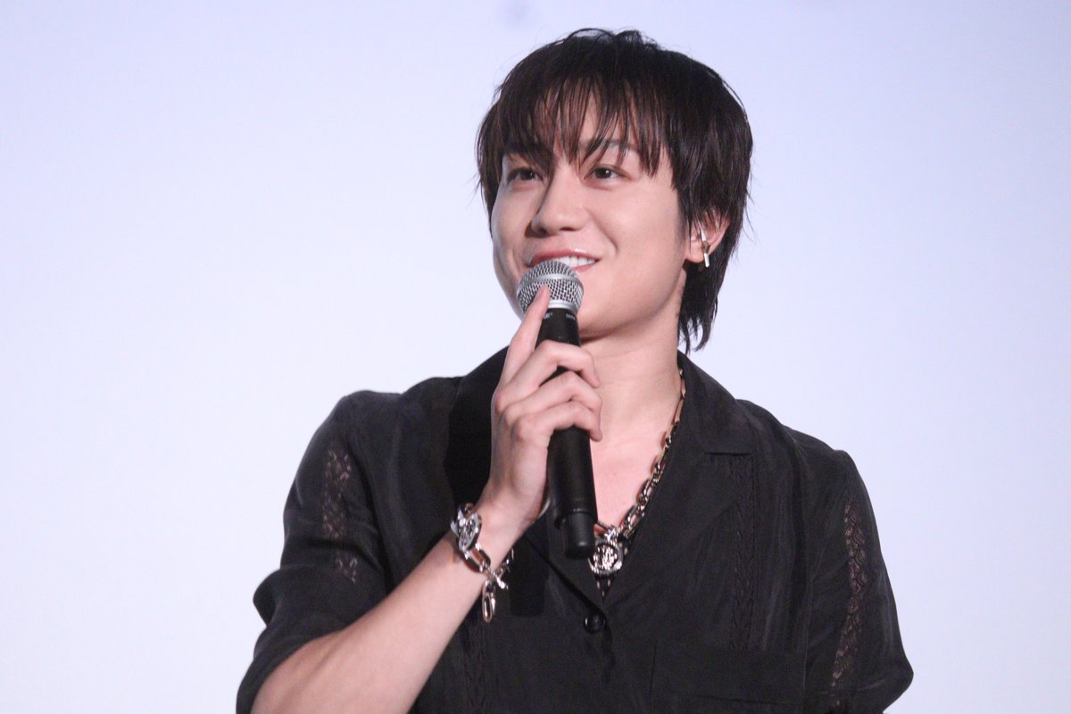 TVGweb's tweet photo. 映画「ウォーターガーディアンズ」
完成披露舞台挨拶が開催⛵️

BUDDiiS・森愁斗、IMP.・椿泰我らが
撮影を振り返り魅力アピール❗️
「みんなの肉体美をまじまじ見て」

胸キュンナンパセリフ対決、
連想ジェスチャーゲームにも挑戦🐬

✍️🏻REPORT現在作成中です

#ウォーターガーディアンズ https://t.co/aRvlv7m5v6