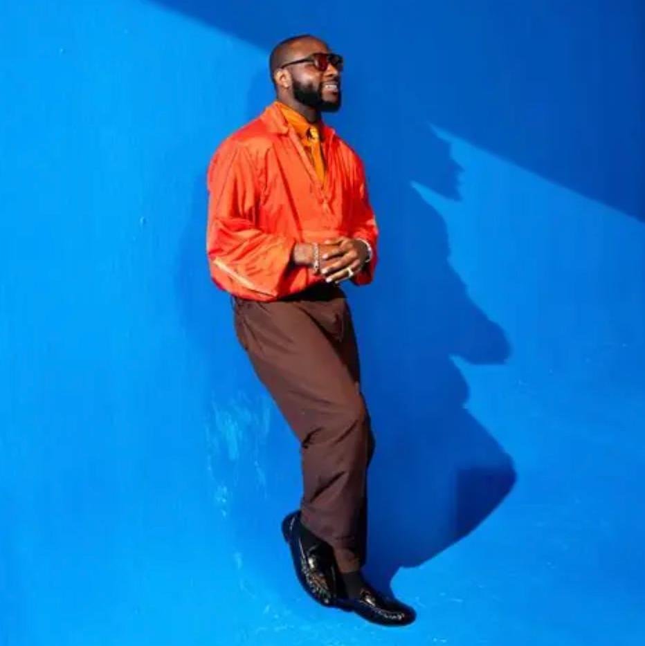 Ghosteds2yb's tweet photo. 15 years into his career and Oriadé feels like Davido at his most confident. Every minute counts.#Oriade
https://t.co/bNR1sQOa3U https://t.co/UZfV9m43Yk
