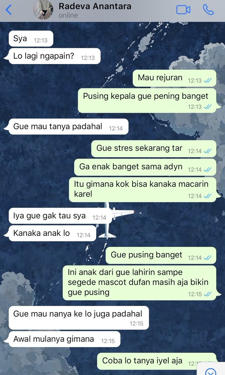 matchaalust's tweet photo. Duo pergosipan duniawi https://t.co/6nfGfvbsHJ