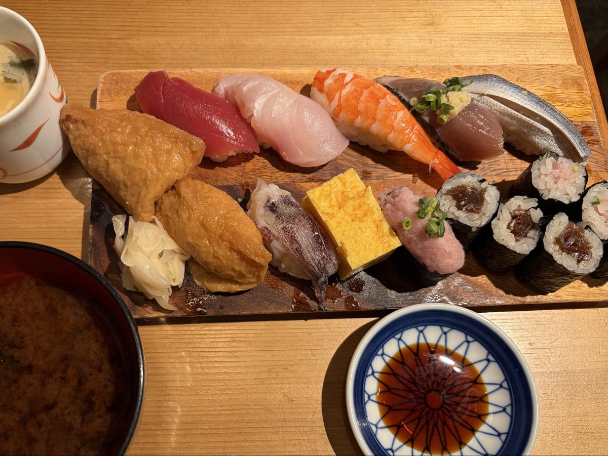Michikopiano2's tweet photo. 出掛けたついでに
エネルギーチャージ🔥
美味しいお寿司でした🍣😋✨ https://t.co/Egu2OKDHHc