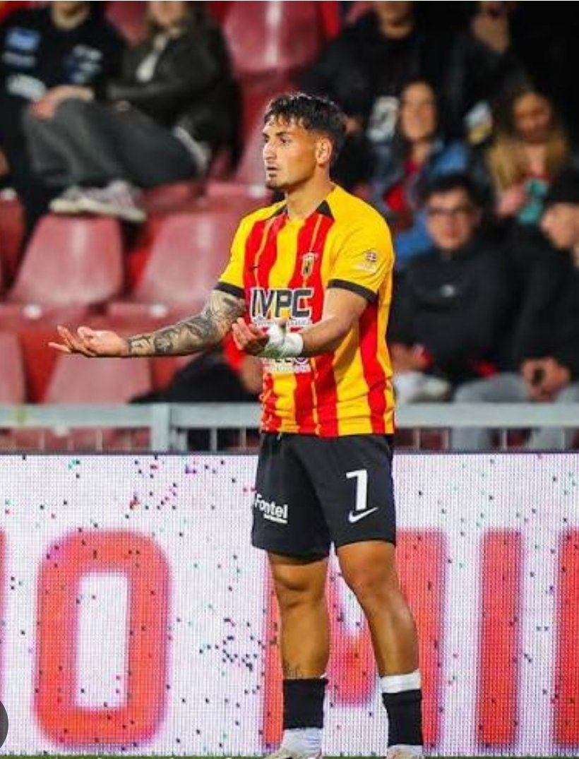 JCTweet_'s tweet photo. L'#Ostiamare ha pronti altri due colpi. Il DS D'Astolfo sta infatti lavorando per portare in biancoviola l'attaccante del #Pineto Filippo D'Andrea, classe '98 e il trequartista del #Benevento, Lorenzo Carfora, classe 2006, su cui sono però forti anche il #Foggia e il #Barletta. https://t.co/j4sjfVzHPC