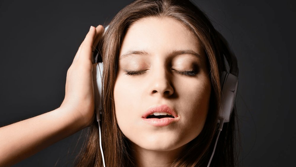 gigazine's tweet photo. ADHDの症状がある若者はそうでない若者と音楽を聴く習慣が異なるという研究結果(2025) https://t.co/doHnQhG8uv