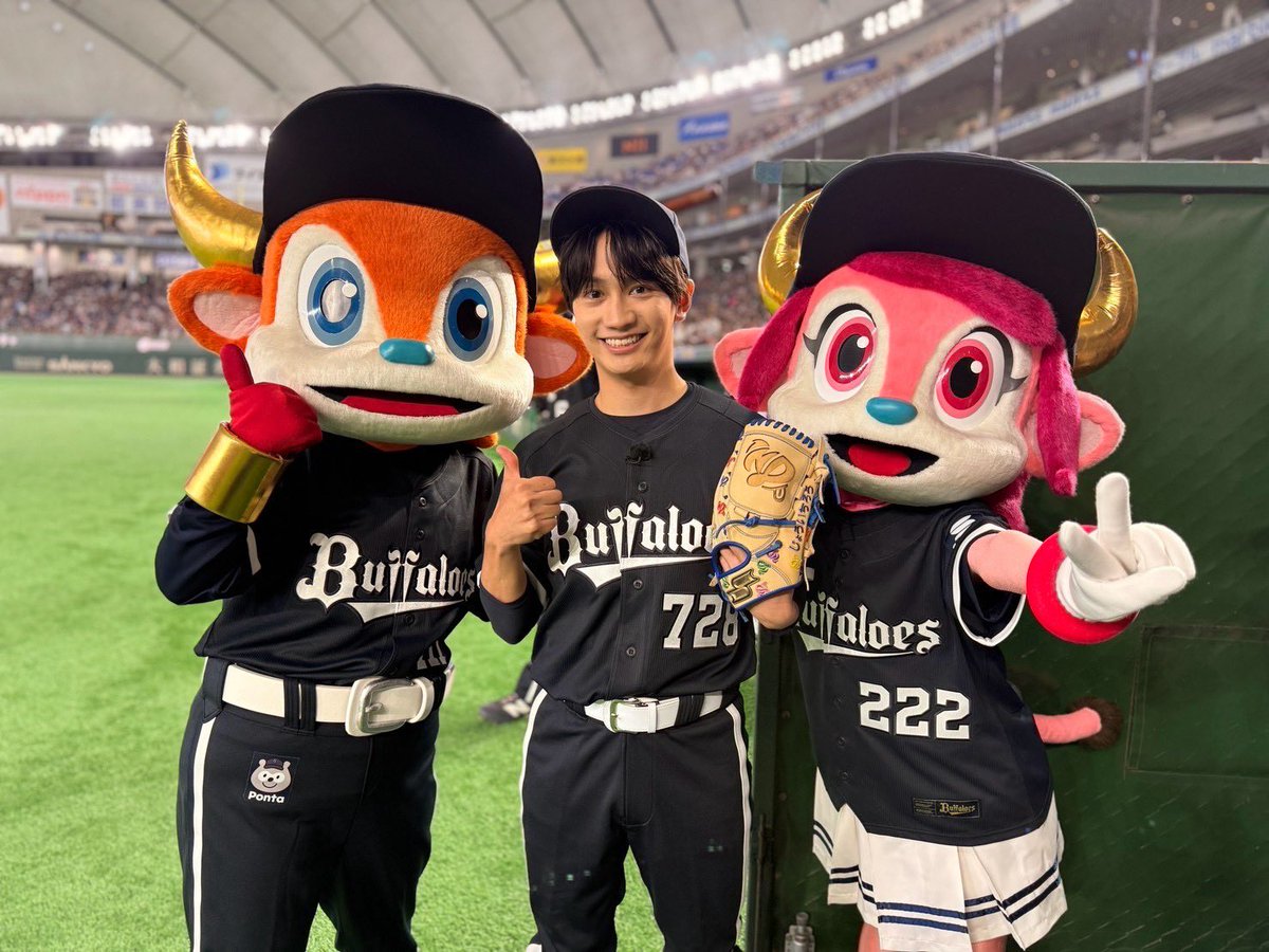 bullbell_B's tweet photo. 今年もう何回会ってるかわからんぐらい
会ってるなにわ男子のじょーいちろーくん💙

東京ドームでのしあいもきてくれて
たくさんもりあげてくれてありがとう✨
ヒロインもめちゃくちゃ上手やった〜🎤

お話もいっぱいしてくれてありがとう😆
明日からのライブもがんばってね💪
またね〜👋

#Bs2026 https://t.co/ttx9nBlT6G
