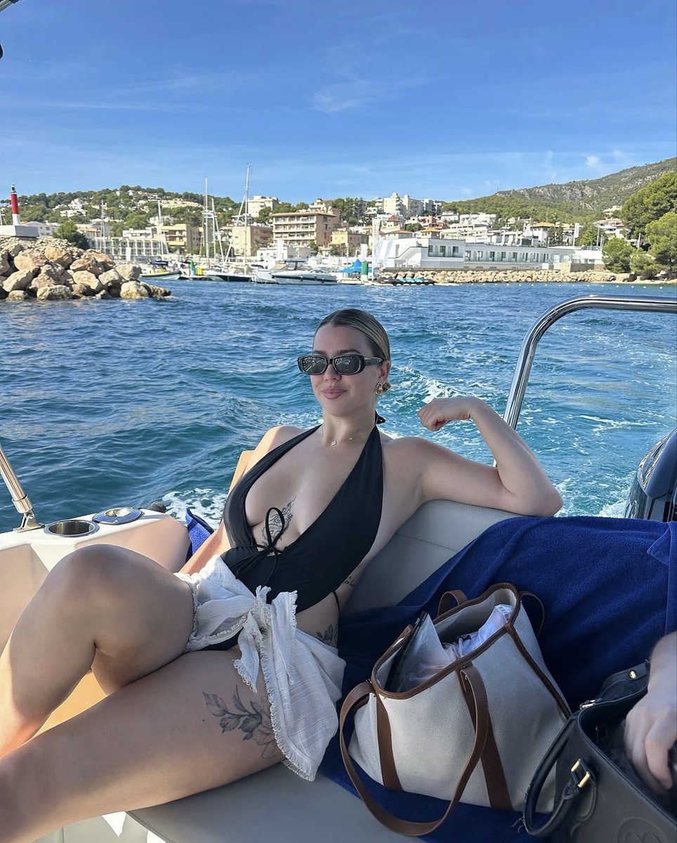 lilsamass's tweet photo. i love this fkn life❤️ https://t.co/0P15Tityw0