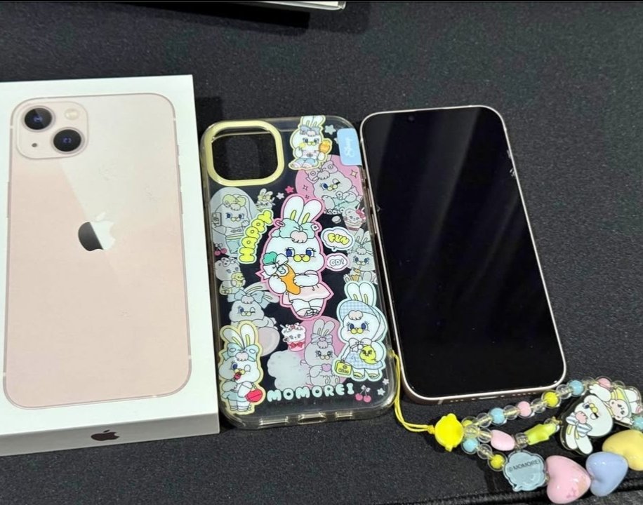 Puwpx's tweet photo. iphone 13 256GB ไม่รับผ่อน
ขาย  6,000 รวมส่ง 
( เดมมารับไม่รับแจ้งด้วย )

สีชมพู เครื่องไทย แบต 96%
ไม่มีรอย ไม่มีตำหนิ
อุปกรณ์ครบกล่อง ติดฟิล์มแล้ว
ใช้งานปกติดีทุกอย่าง
เครื่องเดิมๆไม่เคยซ่อม
#ไอโฟนมือสอง #ไอโฟนมือ2 #iphoneมือสอง #iphoneมือ2 https://t.co/2m8g4Ss6QH