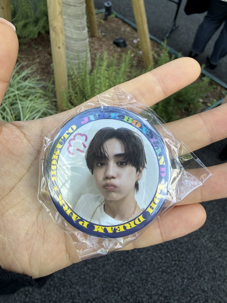 Amene0306's tweet photo. HOKUTO JUKE BOX LAND ～LDH DREAM PARK～ 吉野北人 ガチャ カプセル ���換

譲：1枚目

求：2枚目

本日現地お手渡し可能です🙏🏻 https://t.co/fa97MYl8Mw