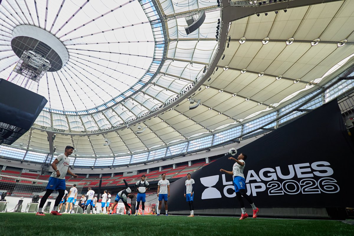 Atlante's tweet photo. Reconocimiento del BC Place y cierre de preparación para enfrentar a los @WhitecapsFC.

#LesGusteONoLesGuste https://t.co/mGEDgemvV7