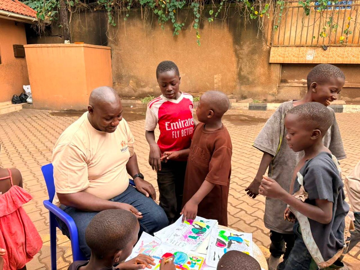 MtaaniF1's tweet photo. Last Saturday, we stepped into the community.

We listened to their stories and saw the children behind the circumstances.

Safety, healing, opportunity, and a path towards family and community are at the heart of what we do for street-connected children. 

 #ChildProtection #UG https://t.co/ZQ4LHZBf6A
