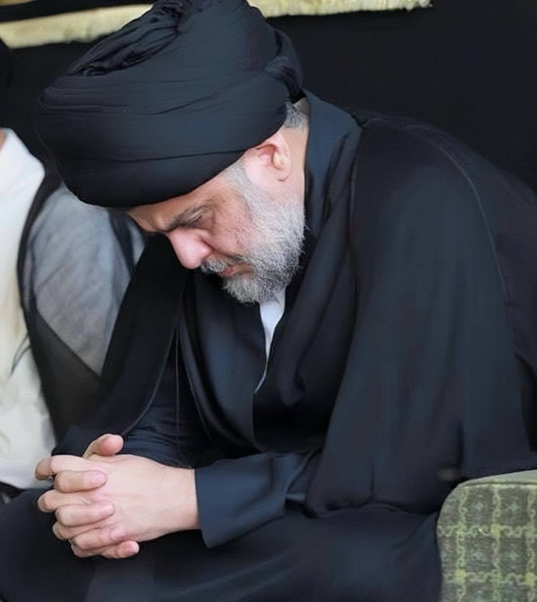 khadmt5938's tweet photo. عظم الله لكم الاجر https://t.co/aILILQSJML