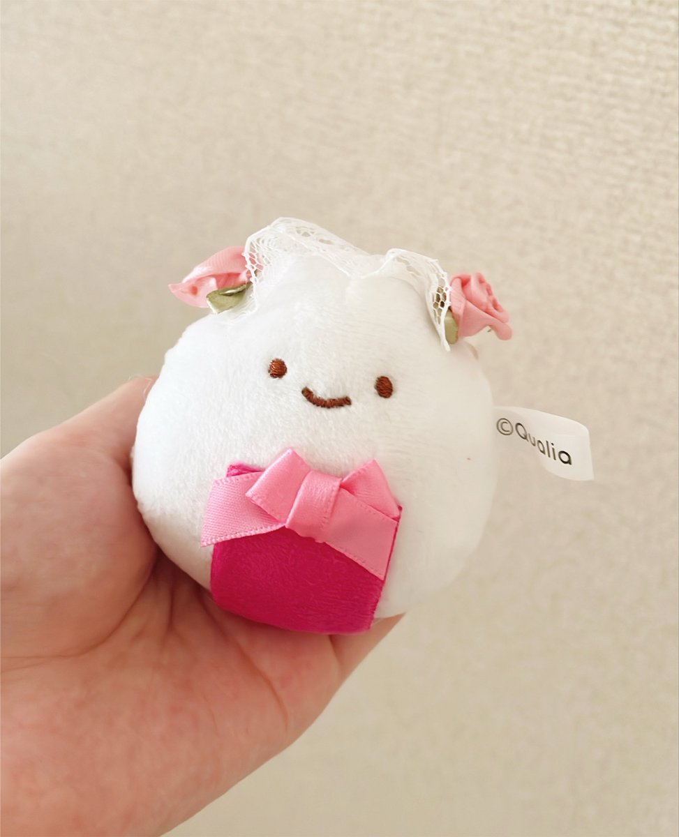 hanyakko's tweet photo. 甘ﾛﾘ🍙可愛い https://t.co/oO6K3gbo0t