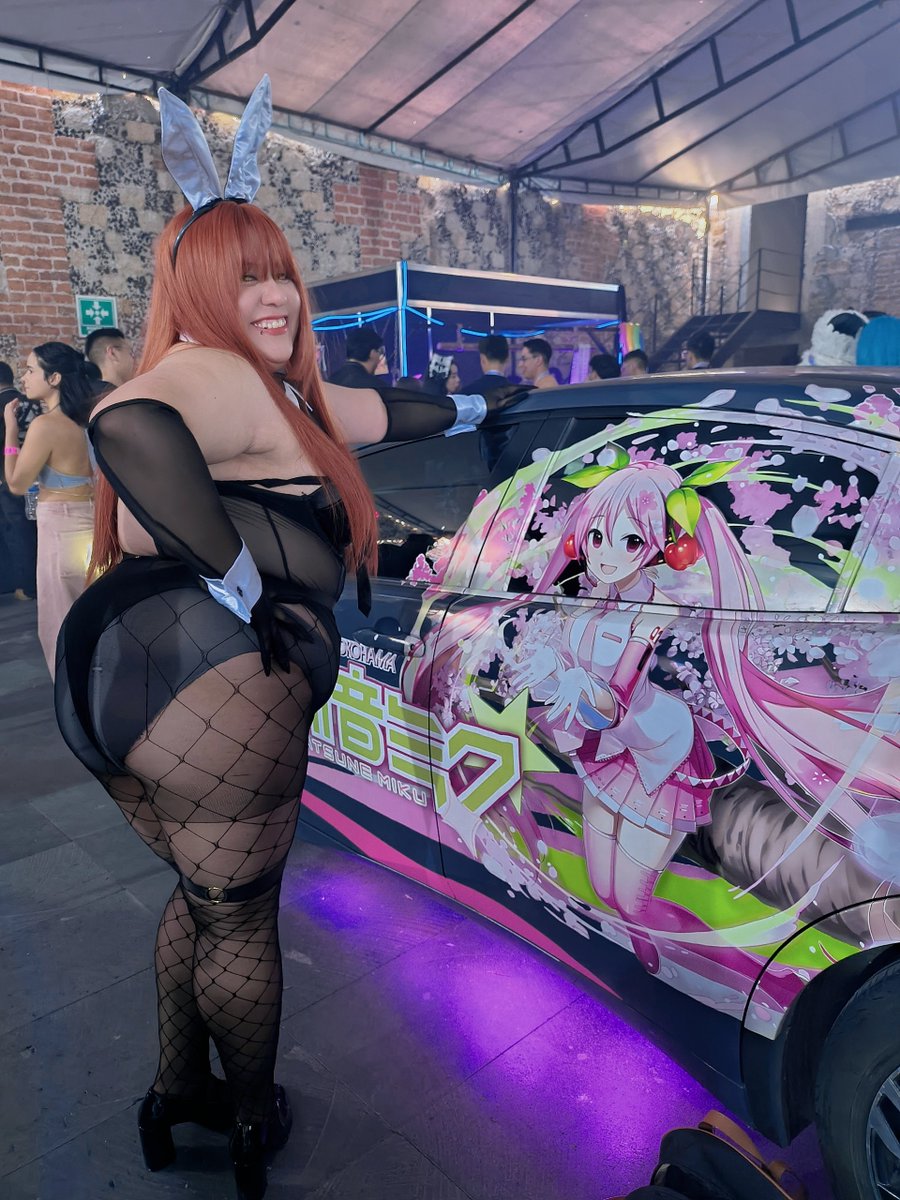 PaletaCosplay's tweet photo. Mi primer día en la E-X como Invitada Especial fue muchísimo más bonito de lo que imaginaba. 🥹
Gracias a todos los que se acercaron a saludarme, tomarse una foto conmigo y llevarse un recuerdito. ❤️
Les dejo un poquito de mi Makima Bunny. 🍭✨

#PaletaCoqueta #Makima https://t.co/rPy9wrgCBI