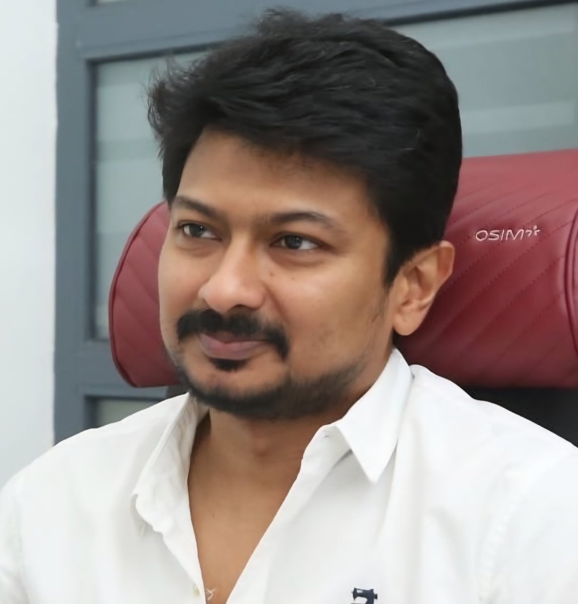 Suba_Vee's tweet photo. @udhayanithistalin  உதயநிதியின் புகழை உயர்த்துவதிலும்,  திமுகவின் வலிமையைக் கூட்டுவதிலும் விஜய் ஏன் இவ்வளவு ஆர்வம் காட்டுகிறார்?😆😆 https://t.co/YoPWfjHvFp