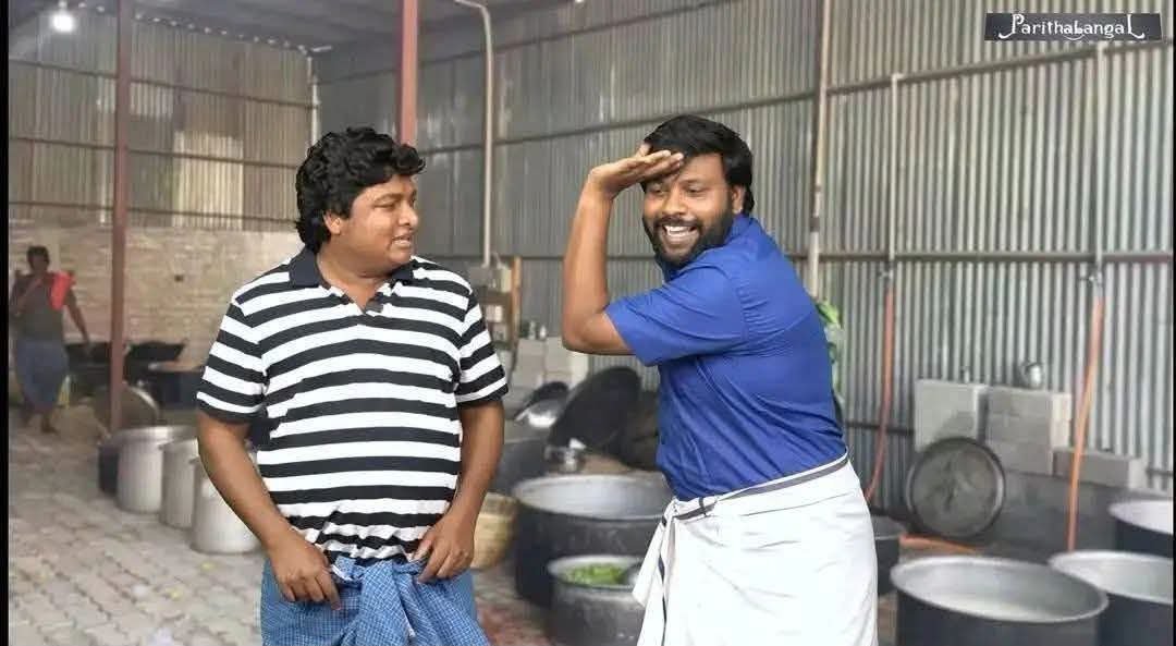 etheyyy_'s tweet photo. Nalaiku assembly la ellarum kaalai katan muduchutinga nu nenaikure nu solli speech start pannu na @imrajmohan https://t.co/tvC3OxEn18