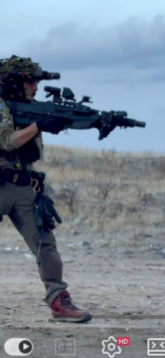 SanjayCorr's tweet photo. @AntonHand A compact rifle for easy handling and rapid deployment https://t.co/R6KB2SyAKc