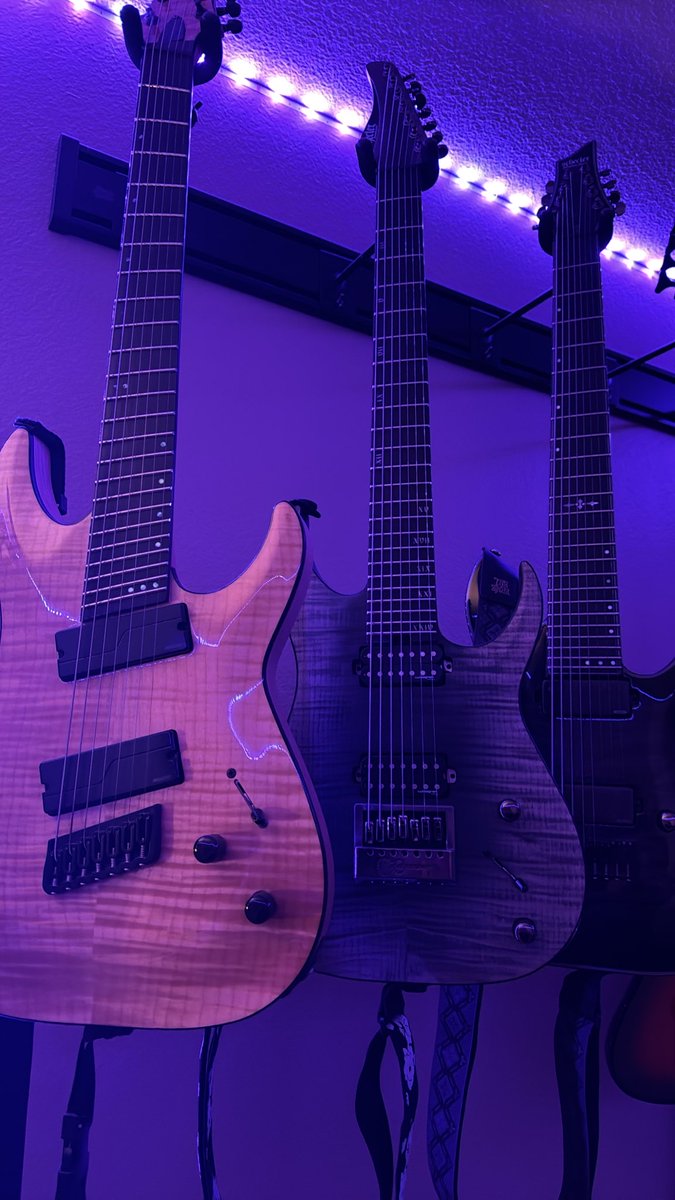 AwagiiMusic's tweet photo. I have a problem and it’s guitars with too many strings https://t.co/xUt2GMQJvr