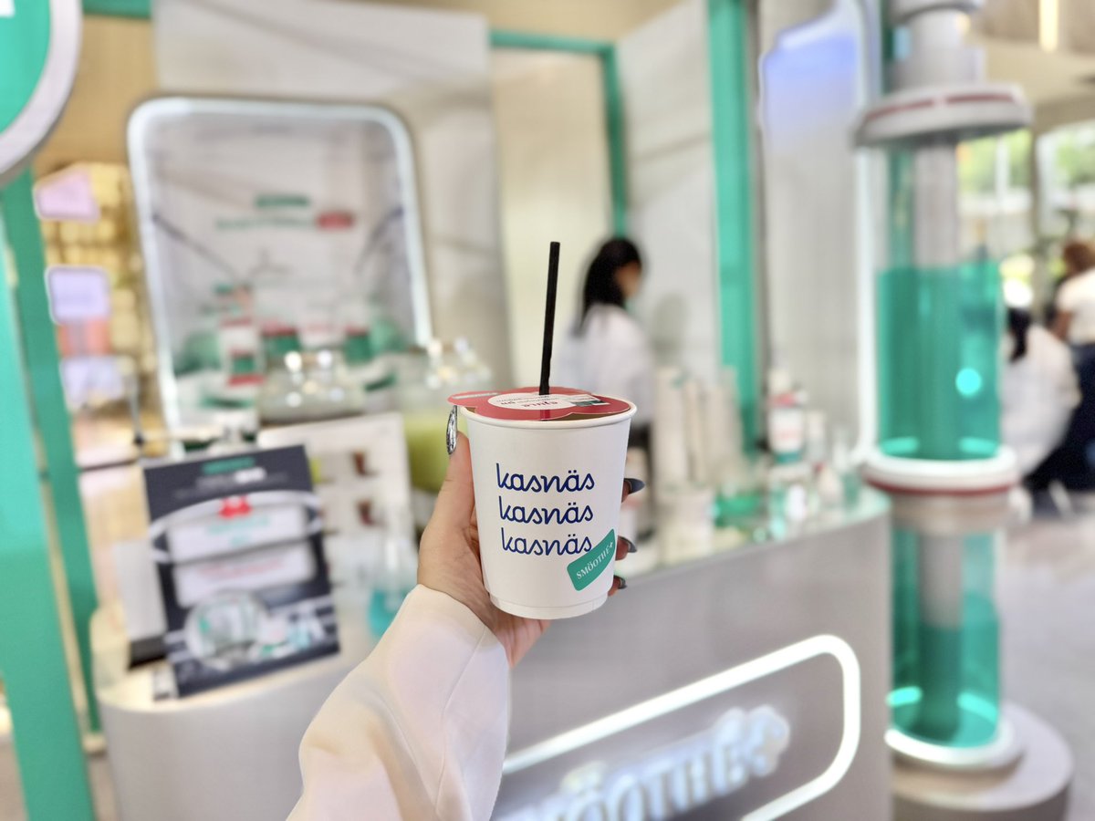 SmoothEThailand's tweet photo. 📍วันนี้ตรวจสภาพผิวฟรี พร้อมกิจกรรมอีกเพียบที่บูธ Smooth E ณ Central Park ชั้น G

LINGORM PRESENTER SMOOTHE
#LingOrmxSmoothE_FIERCESKIN https://t.co/ajR8krHA4c