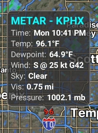 jardo314's tweet photo. For those wondering why a Dust Storm Warning was not issued, NWS Phoenix criteria for a DSW is 1/4 mile visibility. While the visibility was significantly reduced, not only did it not meet NWS criteria but also its literally 11pm so why wake up 5 million people #azwx https://t.co/UhPU6PJKBu