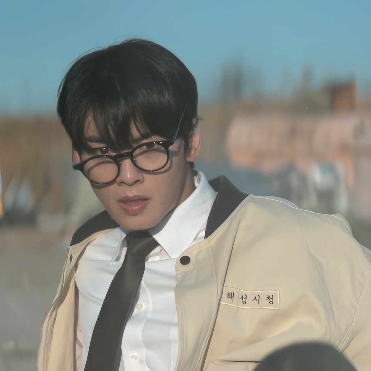cewcharming's tweet photo. i will never stop being completely obsessed with eunwoo’s era as a nerdy superhero 🥹 i’m forever yours lee unjeong https://t.co/rOtnwEgMdV