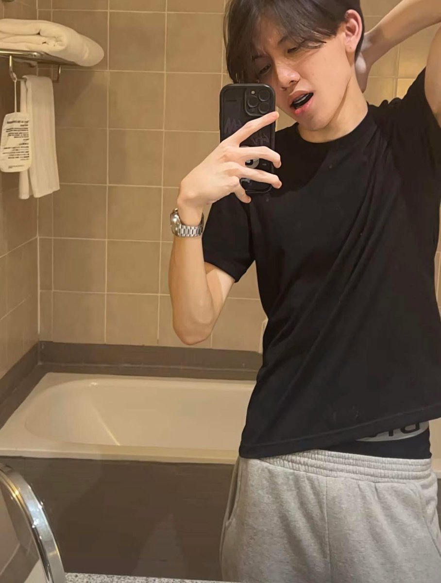 Gymme69's tweet photo. เควิ่น หนุ่มหล่อ ดาวตต. 💕💦 https://t.co/dF5RforsXC