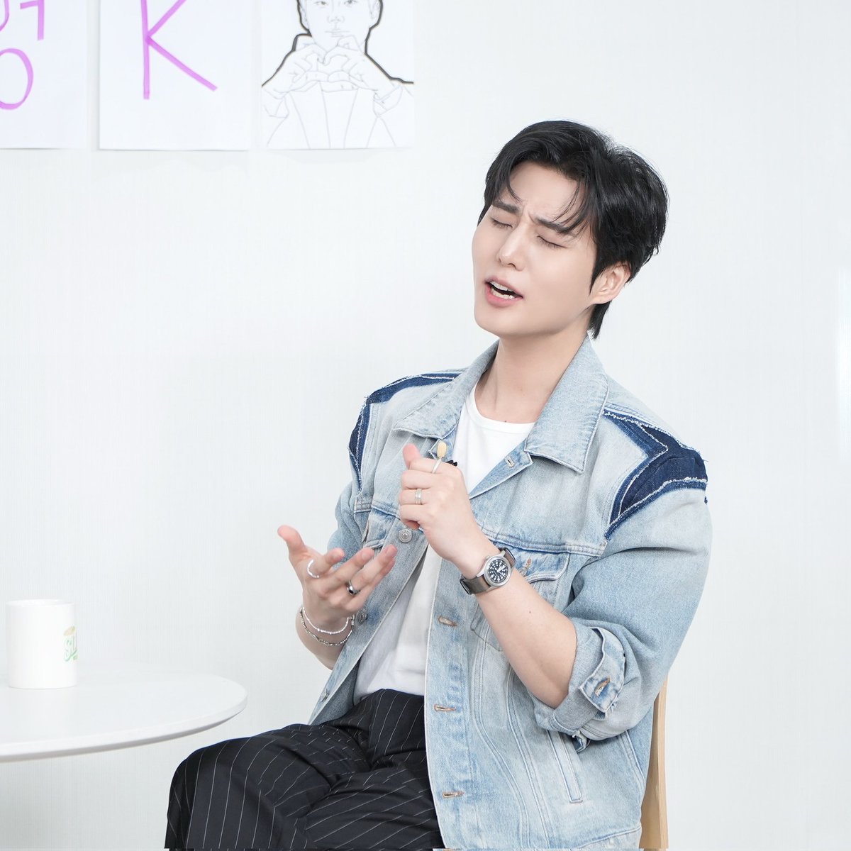 eternal_0k's tweet photo. teo.universe

노래짱! 먹짱! 수다짱! 영케이랑 놀 롱롱이들 모여라🦊
 
☕️ 오늘 오후 6시 TEO 유튜브

🔗 https://t.co/LdisXM4bSz

#DAY6 #데이식스 #YoungK #영케이 #YOUNGEST #Shut_The_Door #살롱드립 #SalonDrip https://t.co/rDsasc7Mch