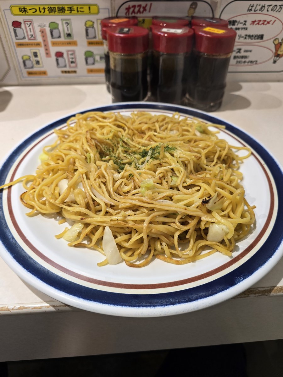 painkiller313's tweet photo. 今日のお昼ごはん
今日も今日とてスーパーです😅
今日も、美味しく頂きました( 〃▽〃)
#今日のお昼ごはん
#やきそば屋
#駅前本店
#焼きそば
#スーパー
#北海道
#札幌市
#札幌グルメ
#札幌ランチ
#中央区
#アスティ45
#B1F https://t.co/KMIH1Yrzhp