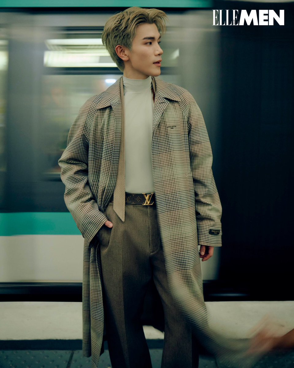 FourthOfficiall's tweet photo. IG Post Update [04082026] : ellementhailand 

@tawattannn @LouisVuitton 
#ElleMenThailandAndFourth 
#LouisVuittonxFourth #LouisVuitton
#Fourthnattawat #โฟร์ทณัฐวรรธน์

Walking in Paris! โฟร์ท-ณัฐวรรธน์ พาออกเดินสำรวจอีกมุมหนึ่งของกรุงปารีส พร้อมถ่ายทอดจิตวิญญาณแห่งการเดินทางผ่านแฟชั่นเซ็ตจาก Louis Vuitton Fall-Winter 2026 ภายใต้วิสัยทัศน์ของ Pharrell Williams ที่หลอมรวมฟังก์ชัน งานฝีมือ และสไตล์เหนือกาลเวลาไว้ในทุกลุค

ตั้งแต่งานเทเลอริงที่เฉียบคมและร่วมสมัย ไปจนถึงแจ๊กเก็ตบุนวมซึ่งสะท้อนแนวคิดของเสื้อผ้าที่ออกแบบเพื่อการใช้งานจริง แต่ยังคงความสง่างามในแบบฉบับของ Louis Vuitton แต่ละลุคเผยให้เห็นอีกแง่มุมของโฟร์ท ท่ามกลางเสน่ห์ของมหานครที่การเดินทางและแฟชั่นหลอมรวมเป็นหนึ่งเดียว