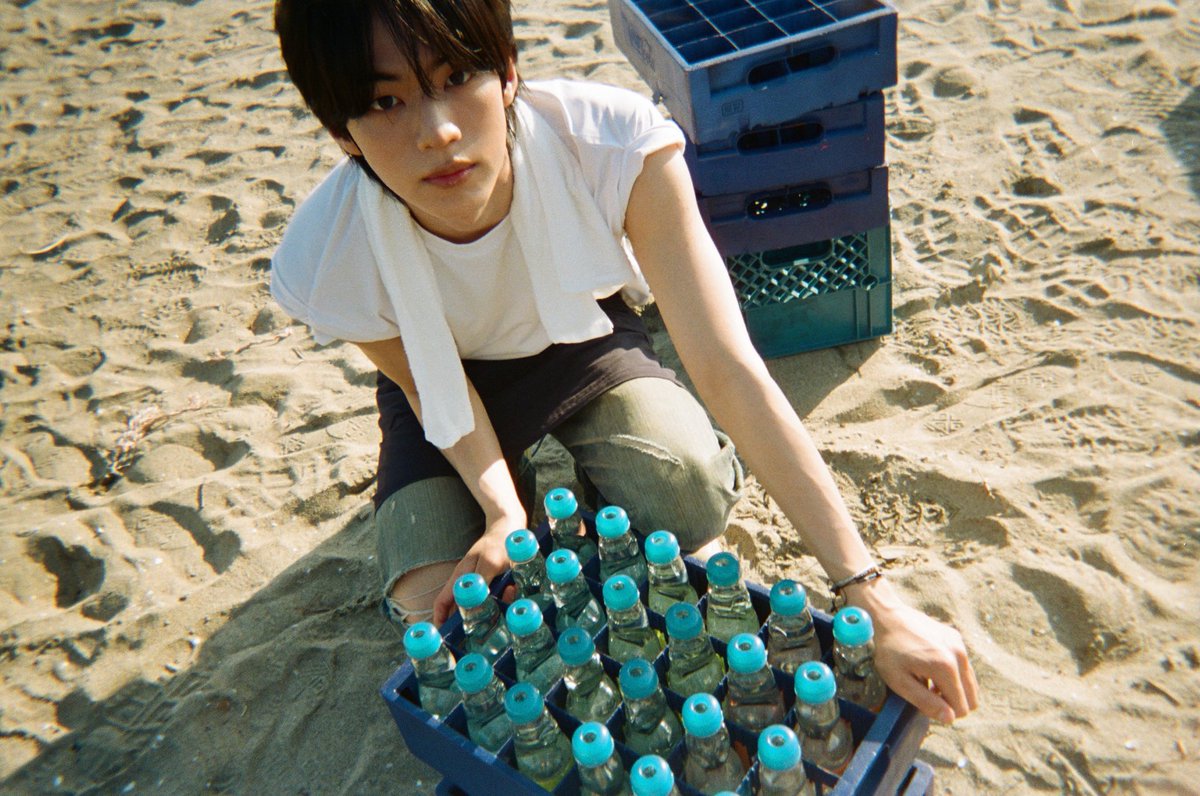 kimdiohoon's tweet photo. Drinks? :D https://t.co/ncCeo3ckuN