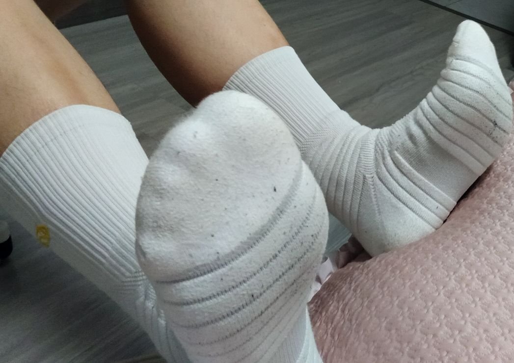 DZM08519's tweet photo. 来🖕臭傻逼 到你表现的时候了 该孝敬就孝敬该吐就吐 挺着个猪脸翻白眼捧着吸!!
#白袜 #黑心 #臭脚 #直 #雄臭 #原味 #gooner #傻逼 https://t.co/w7tcGDunwC