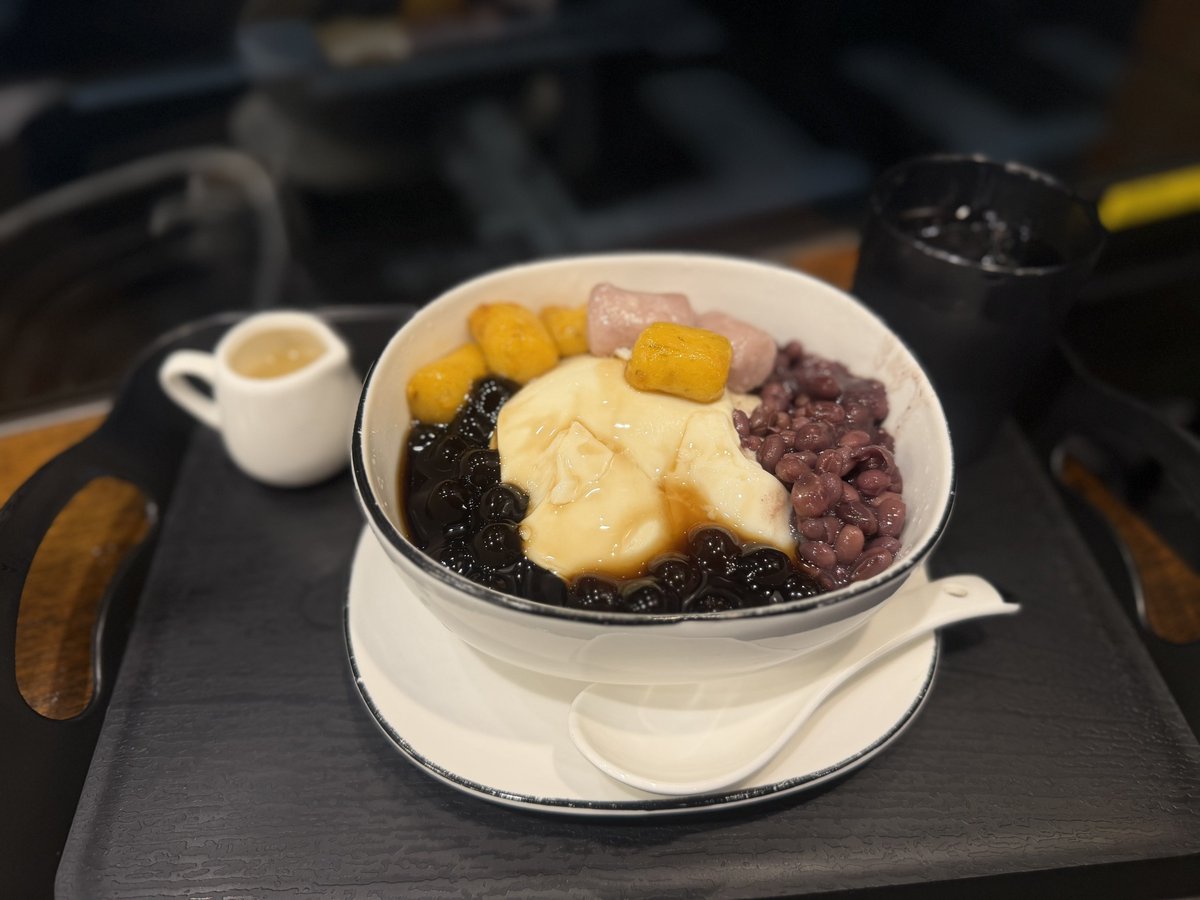 onemumaruru's tweet photo. 芋圓黒真珠豆花😋
　
（定期的に食べたくなる 徒歩圏内にお店ほしい） https://t.co/KflCwPdYSQ