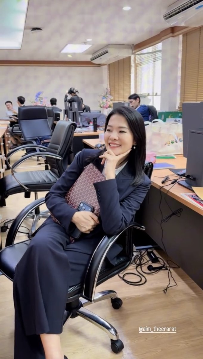tiick6's tweet photo. เลิกงานมาเหนื่อยๆ เจอยิ้มงี้ละลายไปเลย 🥰❤️ https://t.co/xrOMYvKk2p
