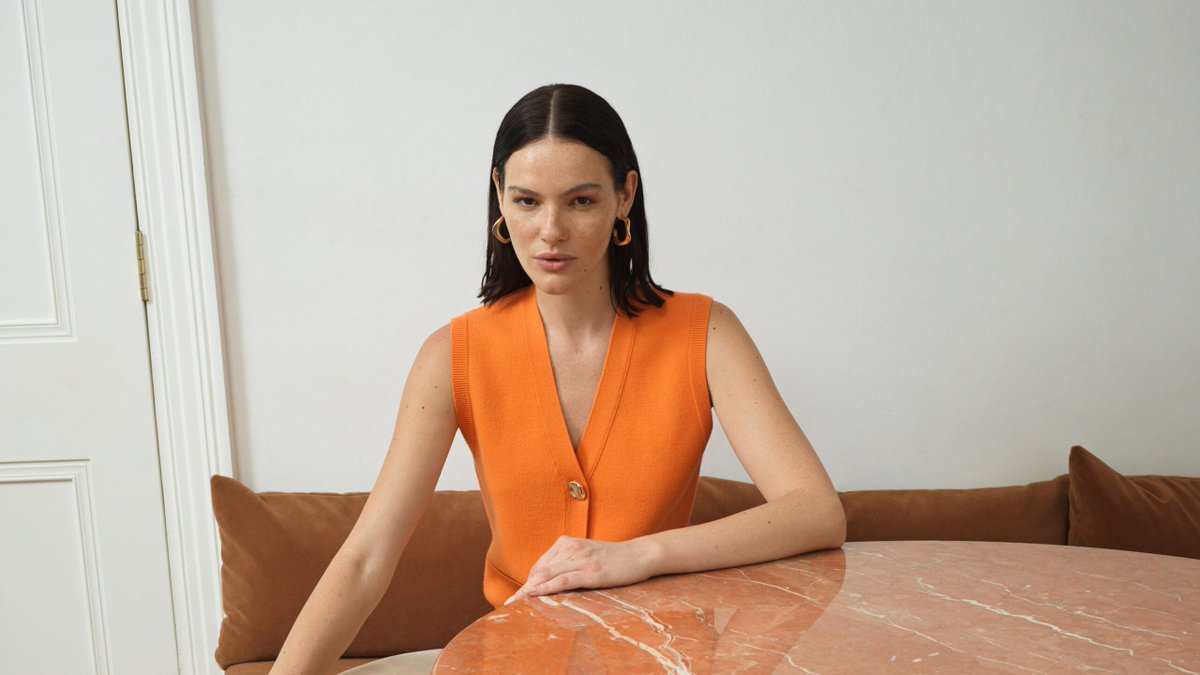 Brillbrighton's tweet photo. Be ready for anything: light layers, smarter separates and one less thing to think about before 9am with French Connection’s latest collection. Shop now at 55 East Street. https://t.co/tDEnyAjkl7 https://t.co/OV95iptWrv