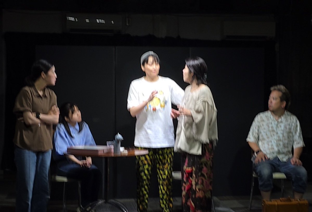 a_y_k's tweet photo. 🎭8/1〜2『おかえり、メリー』
暑い中、ご来場ありがとうございました!!!
無事、全公演終了しました🙌🏻

稽古場では、勉強になることも、力不足を感じることも多くて、そういうことも含めて楽しかったです。私が今回、役作りで他の共演者より悩まなかったのは、16年前に既に一度悩んだからなのかも... https://t.co/KyDpqhp2Ir