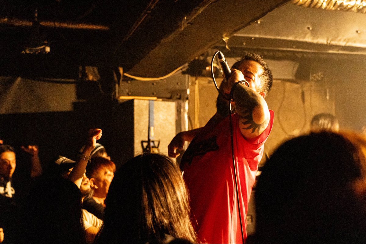 EYEBLOW_'s tweet photo. 2026/08/01上前津clubzion
「SUPER CAVE」
長崎の2バンド、CODE AXEと HOTOKEの SUPER CAVE名古屋編に呼んでいただきありがとうございました。
なかなか対バンする機会のないバンドと同じ企画に出て刺激をもらうこと、名古屋バンドとしてEACH OF THE DAYSと参戦できることがめっちゃ嬉しかったです𓀠𓀠 https://t.co/36jqs0ryFC